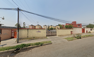 Departamento en Calle Miguel Hidalgo y Costilla, Santa Clara Coatitla, Ecatepec de Morelos, México, MEX. NO CREDITOS