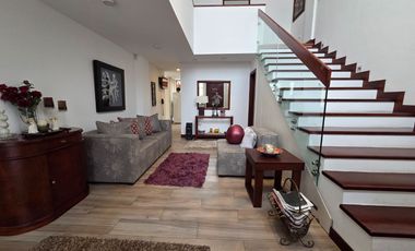 VENDO LINDA CASA EN TUMBACO, SECTOR HILACRIL