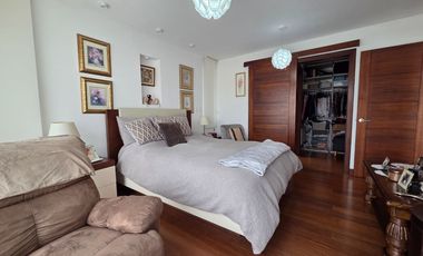 VENDO LINDA CASA EN TUMBACO, SECTOR HILACRIL