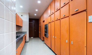 RENTA CASA  Blvd. De los Virreyes 165, Lomas De Chapultepec, Miguel Hidalgo