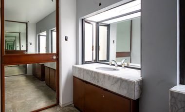 RENTA CASA  Blvd. De los Virreyes 165, Lomas De Chapultepec, Miguel Hidalgo