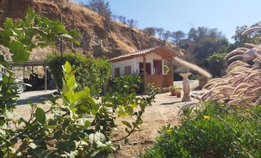 GRAN PARCELA CON CASA DE 5000 M2 EN EL CENTRO DE CURACAVI