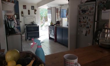 GRAN PARCELA CON CASA DE 5000 M2 EN EL CENTRO DE CURACAVI