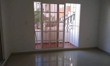 CASA EN MIRAMAR