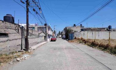 terreno entre las torres y av López Mateos zinacantepec estado de México