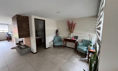 Casa en Venta en Lomas Virreyes Modelo Madeira - sobre calle con camellón central
