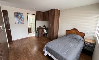 Casa en Venta en Lomas Virreyes Modelo Madeira - sobre calle con camellón central