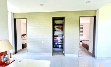 SE VENDE LUJOSA CASA CAMPESTRE - SECTOR EL CAIMO