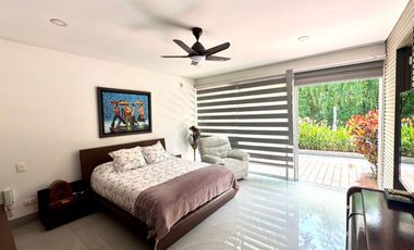 SE VENDE LUJOSA CASA CAMPESTRE - SECTOR EL CAIMO