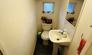 ARRIENDO CASA SANTA ELENA DE CHICUREO MEDITERRANEA 2 PISOS 3D 3B QUINCHO PISCINA TERRAZA LOGIA PANELES SOLARES