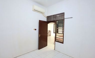 Spacious home two floors at Jatiwaringin Pondok Gede - 4BR, SHM