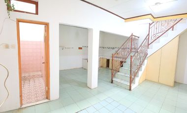 Spacious home two floors at Jatiwaringin Pondok Gede - 4BR, SHM