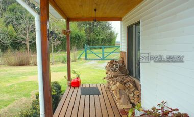 VENDEMOS Hermosa casa con piscina y amplios jardines