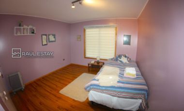 VENDEMOS Hermosa casa con piscina y amplios jardines