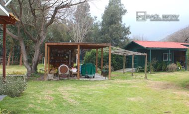 VENDEMOS Hermosa casa con piscina y amplios jardines