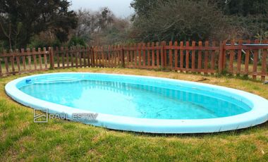 VENDEMOS Hermosa casa con piscina y amplios jardines