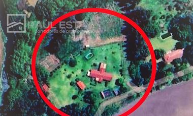 VENDEMOS Hermosa casa con piscina y amplios jardines