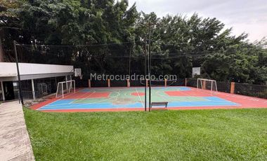 SE ARRIENDA APARTAMENTO