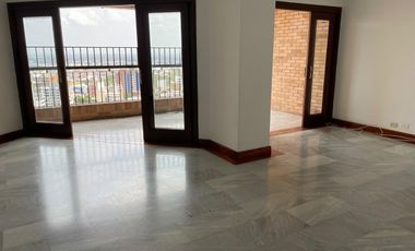 SE ARRIENDA APARTAMENTO