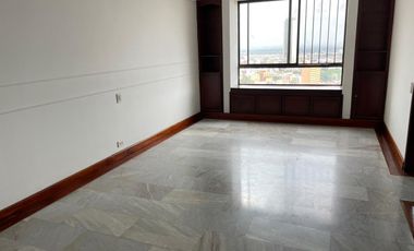 SE ARRIENDA APARTAMENTO
