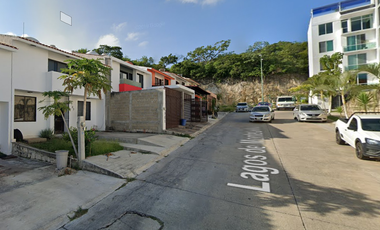 CASA EN VENTA  CON EXCELENTE EN UBUCACION, LAGOS DE MONTEBELLO 707 L 55 M 7 LAS NUBES TUXTLA GUTIÉRREZ TUXTLA GUTIERREZ C.P. 29087 CHIAPAS	LAS NUBES	T