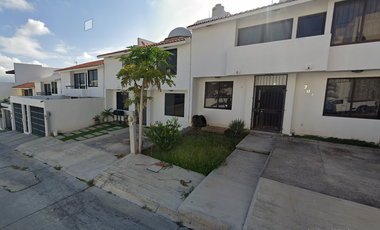 CASA EN VENTA  CON EXCELENTE EN UBUCACION, LAGOS DE MONTEBELLO 707 L 55 M 7 LAS NUBES TUXTLA GUTIÉRREZ TUXTLA GUTIERREZ C.P. 29087 CHIAPAS	LAS NUBES	T