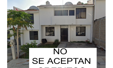 CASA EN VENTA  CON EXCELENTE EN UBUCACION, LAGOS DE MONTEBELLO 707 L 55 M 7 LAS NUBES TUXTLA GUTIÉRREZ TUXTLA GUTIERREZ C.P. 29087 CHIAPAS	LAS NUBES	T