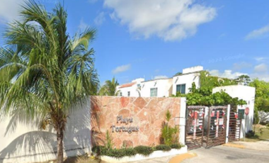 ¡HERMOSA CASA EN RESIDENCIAL PLAYA AZUL, PLAYA DEL CARMEN!