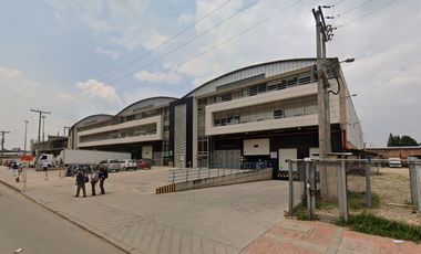 Amplia bodega stand alone de 4,420 m² disponible para renta en zona estratégica de Fontibón