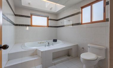 Venta de Residencia Lomas tercera