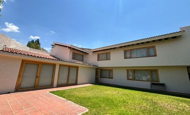 Venta de Residencia Lomas tercera