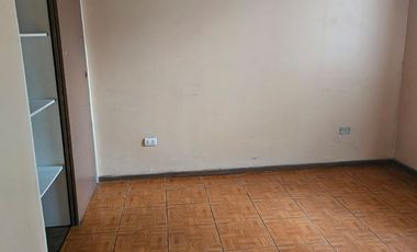 SE VENDE CASA EN DÉCIMA AVENIDA 1226 SAN MIGUEL, ACOGEDORA Y BUEN PRECIO ADEMÁS CONVERSABLE