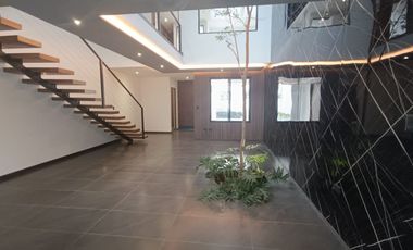 Casa en Lomas Angelopolis, Parque Foresta