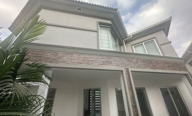 VENTA CASA ESTANCIAS DEL RIO