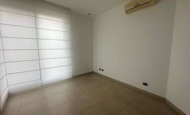 VENTA CASA ESTANCIAS DEL RIO