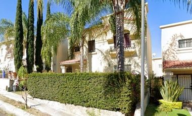 🏡 Casa en venta en Hacienda los Fresnos, Tlajomulco de Zúñiga, Jalisco 🏡