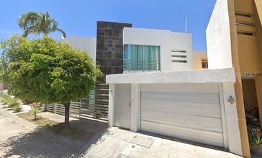 EXCELENTE PROPIEDAD EN PUERTA DEL SOL, XALISCO, NAYARIT