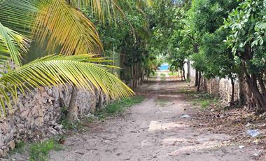 CASA EN PROGRESO EN ESQUINA PARA REMODELAR A 100 METROS DE LA PLAYA