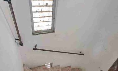 CASA EN PROGRESO EN ESQUINA PARA REMODELAR A 100 METROS DE LA PLAYA