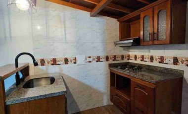 VENDO DOS APARTAMENTOS CERCA A PUERTA DEL NORTE Y ESTACION DEL METRO NIQUIA