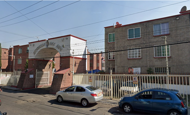 CASA EN VENTA EN LOMAS ESTRELLA