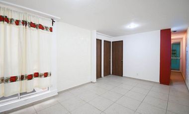 CASA EN VENTA EN LOMAS ESTRELLA