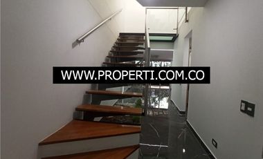 Casa en Arriendo Sector Loma del Chocho - Envigado