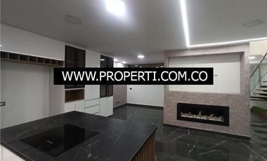 Casa en Arriendo Sector Loma del Chocho - Envigado