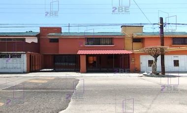 RENTA DE CASA EN JARDINES DE ORIENTE