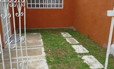 CASA  EN RENTA EN SOYANIQUILPAN, AMUEBLADA CON 4 CAMAS EQUIPADAS Y CON SERVICIOS INCLUIDOS.