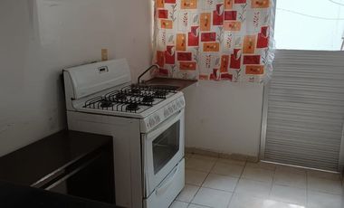 CASA  EN RENTA EN SOYANIQUILPAN, AMUEBLADA CON 4 CAMAS EQUIPADAS Y CON SERVICIOS INCLUIDOS.
