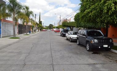 Casa en renta en Arboledas, Zapopan