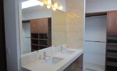 Casa en renta en Arboledas, Zapopan