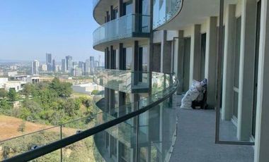 VENTA DEPARTAMENTO DE LUJO EN VISTA VENTO, FRACCIONAMIENTO CUMBRES 218m2